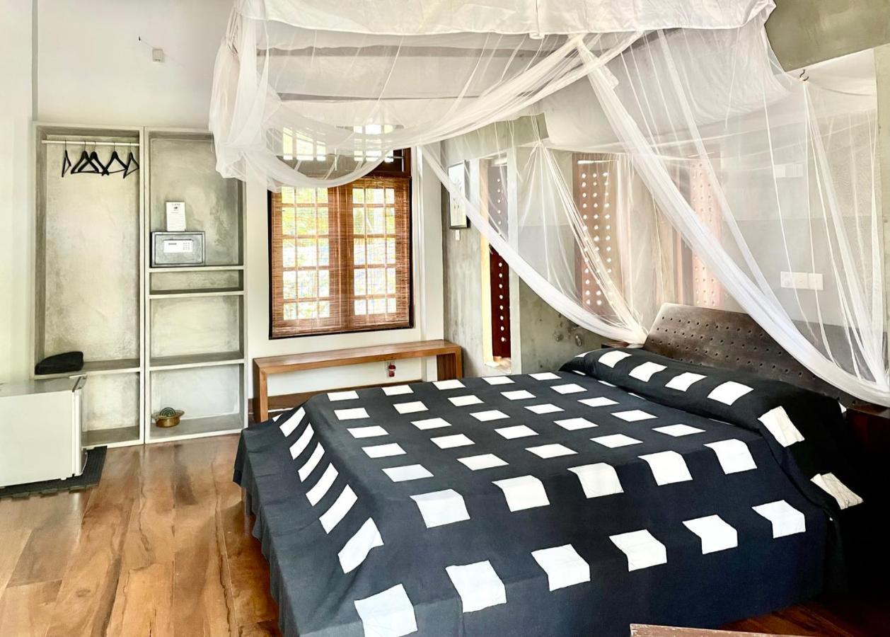 Isana Beach House Tangalle Exterior photo