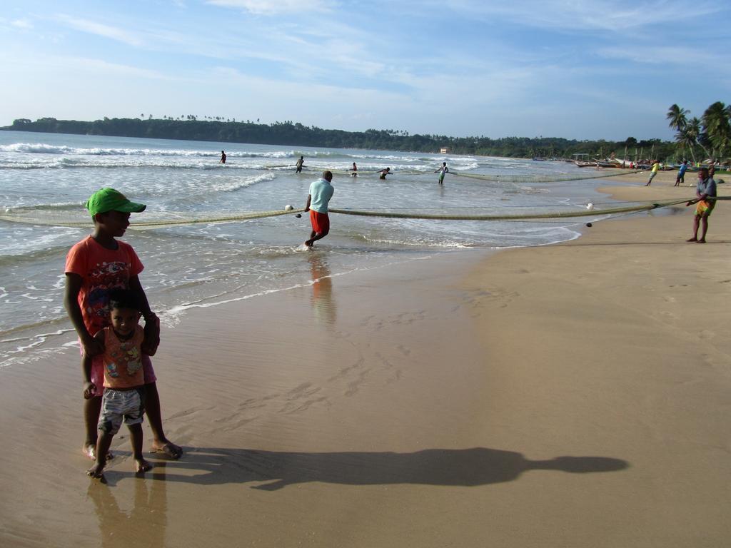 Isana Beach House Tangalle Exterior photo